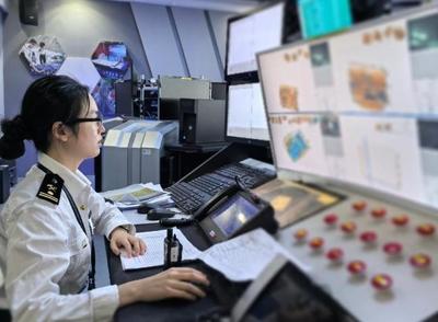 2023年前十月廣州白云機(jī)場(chǎng)口岸進(jìn)出境旅客達(dá)1196萬人次